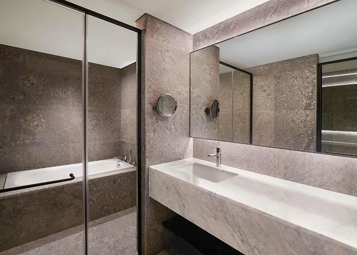 Naru - Mgallery Collection Hotel 5*